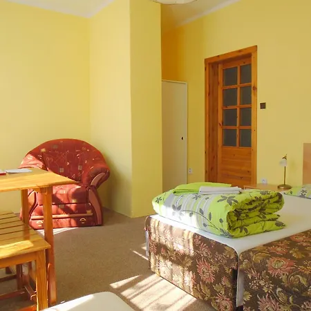 Wellness Lazne Jablonec Konukevi 3*