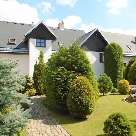 Konukevi Wellness Lazne Jablonec 3*