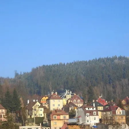 Wellness Lazne Jablonec Konukevi 3*